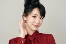 最新爆料杨紫金鹰女神,星光熠熠，荣耀绽放